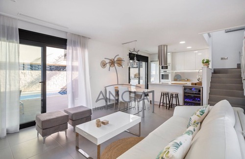 Benijofar Villa | Casa Jint: Luxury holiday villa with private pool and all amenities in Benijofar, Costa Blanca