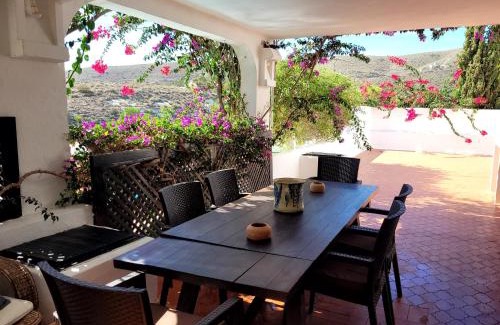 Agua Amarga Villa | Casa La Cúpula