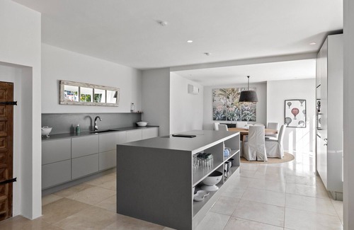 Benahavis Ski Chalet | Casa La Heredia - 3bd Townhouse & amazing views!