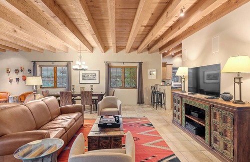 Historic Eastside House | Casa La Vereda | Luxury Retreat Near Plaza