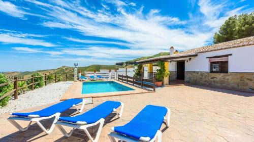 El Borge Villa | Casa Lagar El Mirador Almachar by Ruralidays