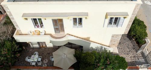 San Pietro in Bevagna House | Casa Laura 2 a soli 20 mt dalla spiaggia di San Pietro in Bevagna