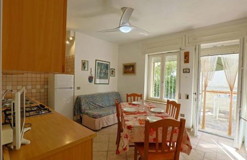 San Pietro in Bevagna House | Casa Laura 4 a soli 20 mt dalla spiaggia di San Pietro in Bevagna