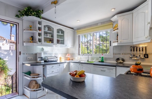Arnella Villa | Casa Lavanda - beautiful villa with sea views in popular area of El Portet