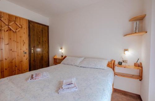 Lizzola Apartment | Casa Lea