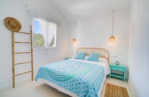 Cala'n Bosch Apartment | Casa Lo-LA - Apartamento sereno y lujoso con balcón