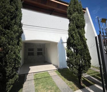 Cachoeira Paulista Resort | Casa localizada a 6 minutos da Canção Nova