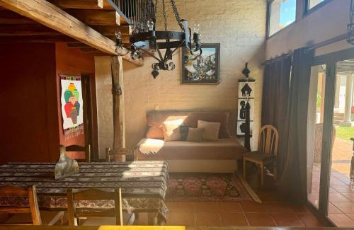Chacras de Coria House | Casa loft con patio compartido