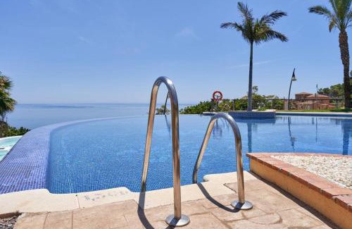 Velilla-Taramay House | Casa Londi