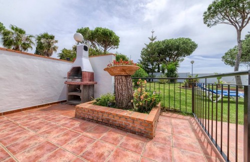 Conil de la Frontera House | Casa Los Pinos Torre Atalaya - Comfortable andalucian cortijo with fenced pool not far from the beach