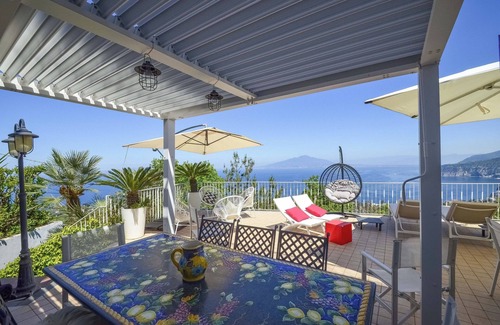 Priora House | Casa Luca With Sea View and Pool