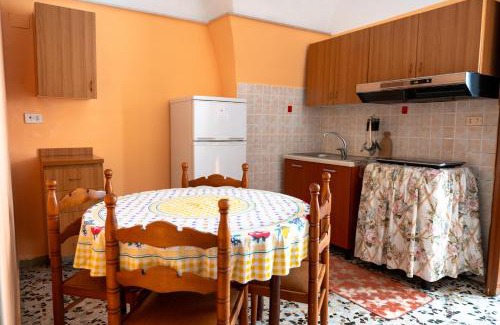 Trinitapoli House | Casa Lucia - Matrimoniale, singolo e culla bebè - Pet Friendly