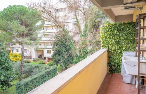 Pisa Apartment | Casa Luna - One Bedroom Apartment, Sleeps 5