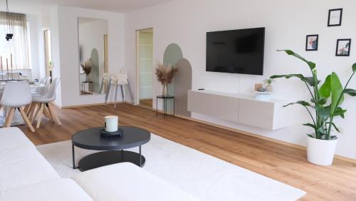 Guenzburg Apartment | CASA LUXE - 120qm - Zentral - Familienfreundlich - Parkplatz - 5km zum Legoland