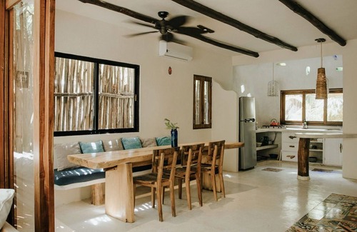 Zona Hotelera House | Casa Mandala w/Pool ~ Mahayana, Central + Stylish Villa w/Private Pool + Beachfront