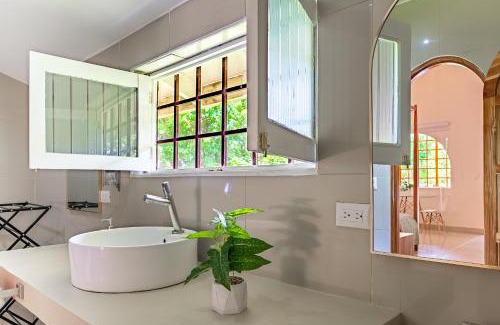 Tamarindo Bed & Breakfast | Casa Mapache