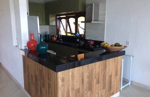 Arraial d'Ajuda House | Casa Marazul on the seafront.