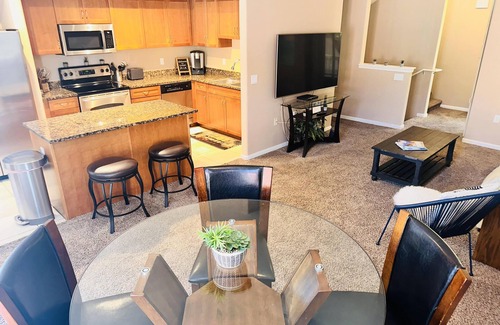 Paradise Valley Village Condo | CASA MIA-Parkside Gated Community 2 Bed/2Bath