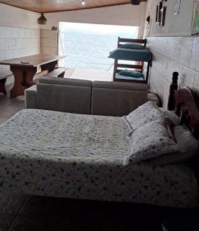 Caiacanga House | Casa na frente do mar, pé na areia