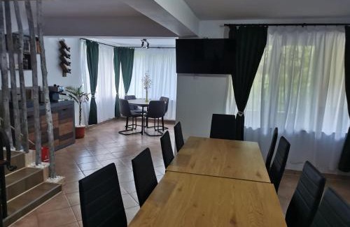 Eselnita House | Casa Noastra
