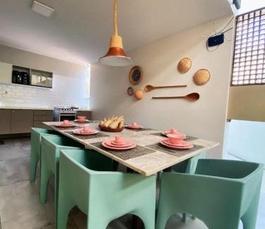 Tambau House | Casa Oiti: à Beira-Mar de Tambaú na melhor localização de João Pessoa - Piscina, Aconchego e Lazer