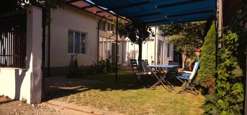2 Mai House | Casa Olga