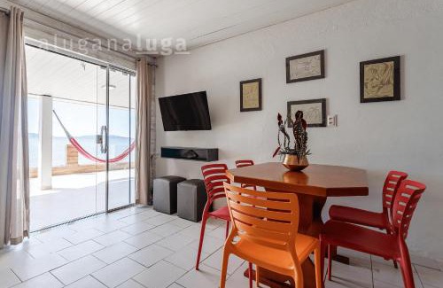 Biguacu House | Casa pé na areia SC - Espaço completo