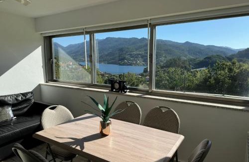 Rio Caldo Apartment | Casa Panorâmica Gerês by Gerês Casas