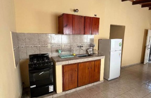 Paso de la Patria House | Casa para 10 personas a 6 cuadras de la playa principal