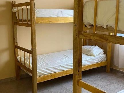 Paso de la Patria House | Casa para 10 personas a 6 cuadras de la playa principal