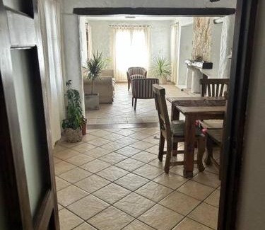 Godoy Cruz House | casa para 6 en zona palmares