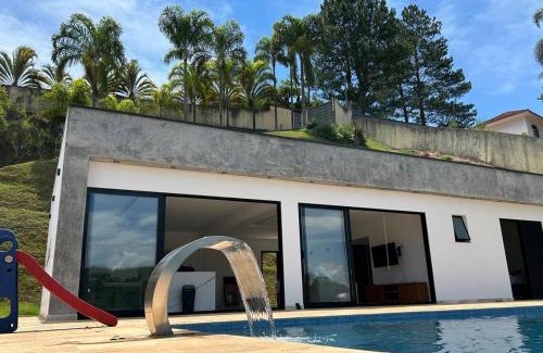 Igarata House | Casa Pe na Agua Represa Igarata Piscina Climatizada