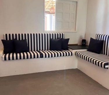 Caueira House | Casa PE NA AREIA na Praia da Caueira com Piscina e SPA