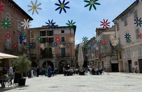 Nizza Monferrato Apartment | Casa Piazza del Campanon