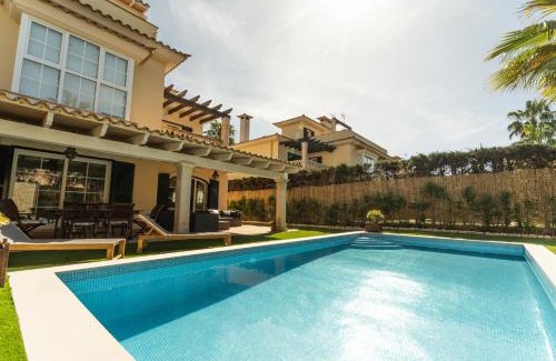 Puig de Ros House | Casa Pinsa - Großzügiges mediterran-stilvolles Ferienhaus mit eigenem Pool in Puig de Ros