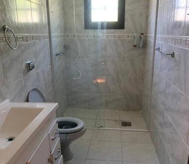 Laranjal House | Casa piscina na praia Laranjal