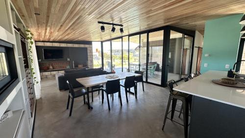Colonia Chapadmalal House | Casa Pit - Casa en chapa con pileta Barrio Privado 6PX I Hola Sur