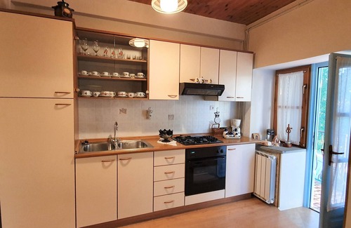 Buzet House | Casa Prodan, Prodani - Buzet, holiday house for 8 persons