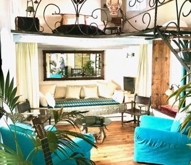 San Ambrosio Ski Chalet | CASA PUERTA AZUL Absolutely the Best of Vejer! Casas Vejer Debra
