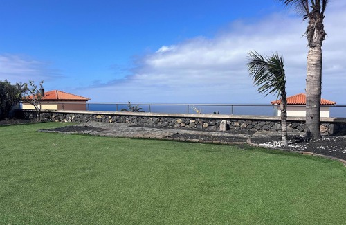 Tacoronte Villa | Casa Punta del Viento Tenerife. Modern beachfront villa for 6 guests
