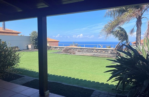Tacoronte Villa | Casa Punta del Viento Tenerife. Modern beachfront villa for 6 guests