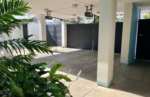 Zona 13 Bed & Breakfast | Casa Quetzal