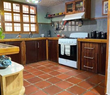 Margarita Island House | Casa Rústica con jardínes en excelente ubicación