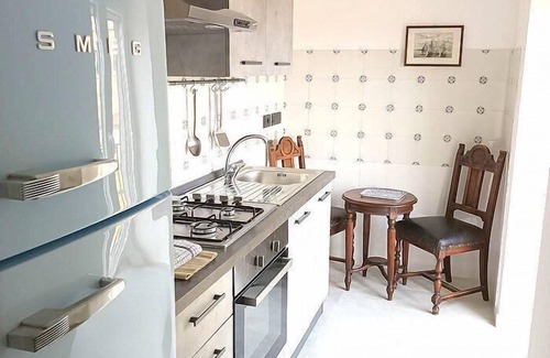 Naples City Centre Apartment | Casa Rafele: A cozy apartment located in the historic center of Naples, with Free WI-FI.
