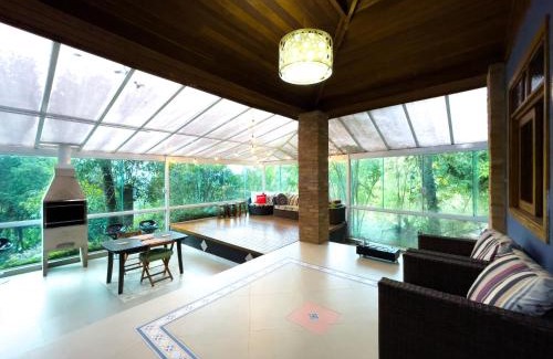 Mairipora House | Casa Refúgio Cantareira