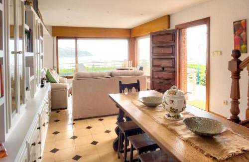 Suances Apartment | Casa Rompeolas - Monabri