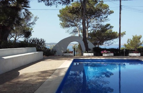 Cala Gracio House | Casa Rosa - House with 3 bedrooms, big private pool and wonderful sea views