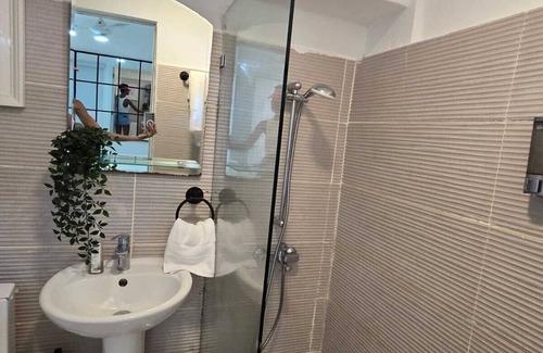 Mano Juan Hotel | Casa Rosada Beach Front