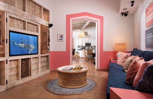 Ocean Point House | Casa Rosada Villa - Turks & Caicos' Paradise Escape