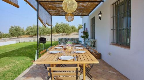 Jerez de la Frontera House | Casa Rural Viña Romanito Jerez de la Frontera by Ruralidays